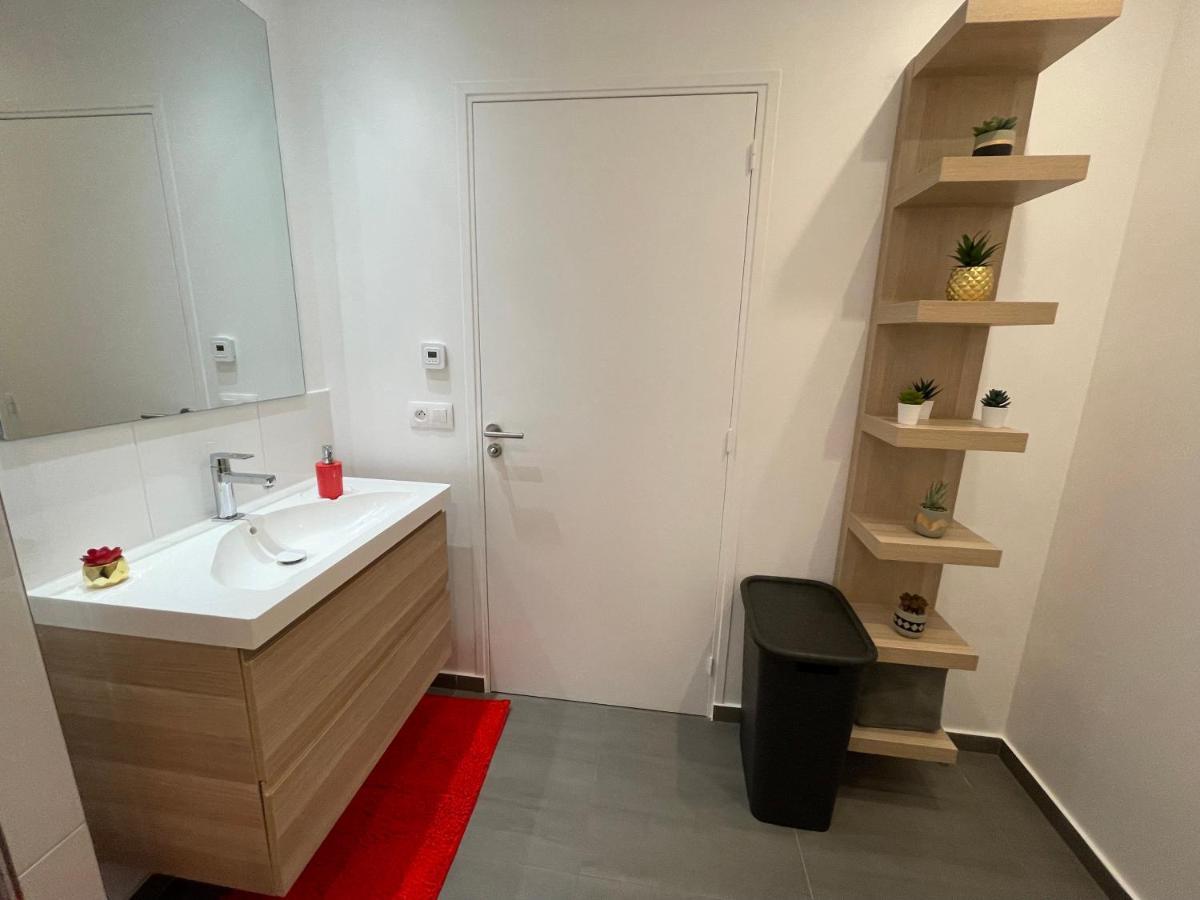GOLD COCOON T3 74m2 proche centre ville Villejust Esterno foto