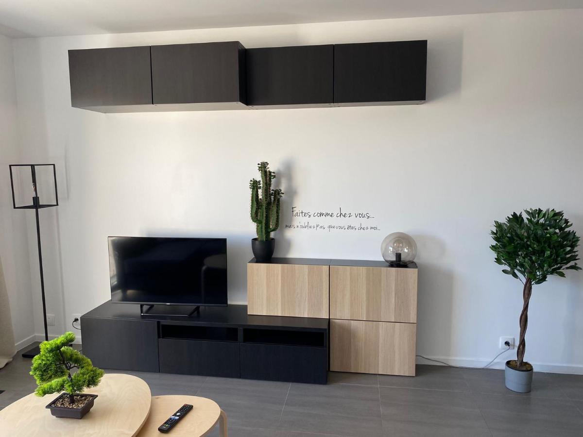 GOLD COCOON T3 74m2 proche centre ville Villejust Esterno foto