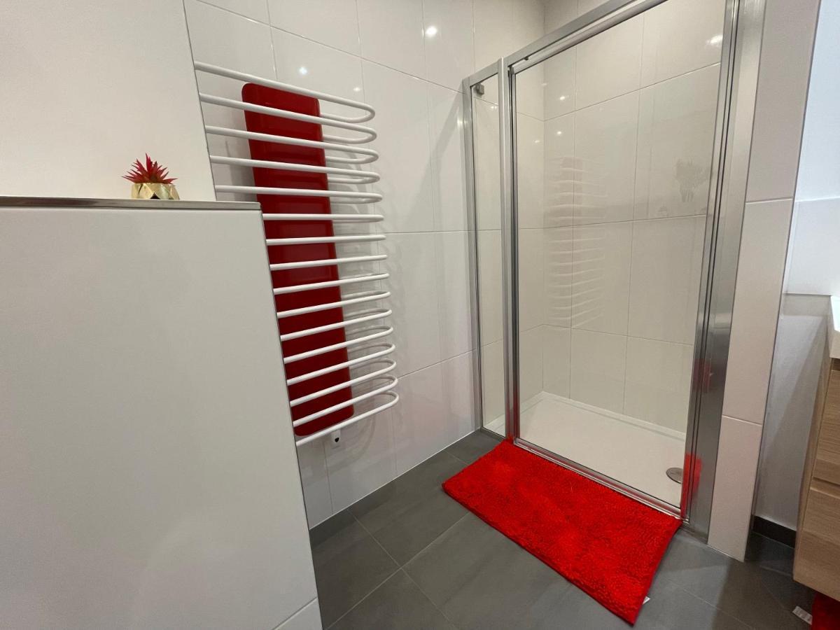 GOLD COCOON T3 74m2 proche centre ville Villejust Esterno foto